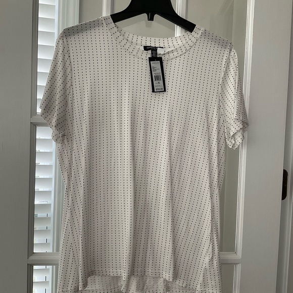 Kenneth Cole tee NWT - Picture 1 of 5